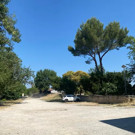 Au Coeur D'un Domaine Viticole * Saint-Christol (Herault)